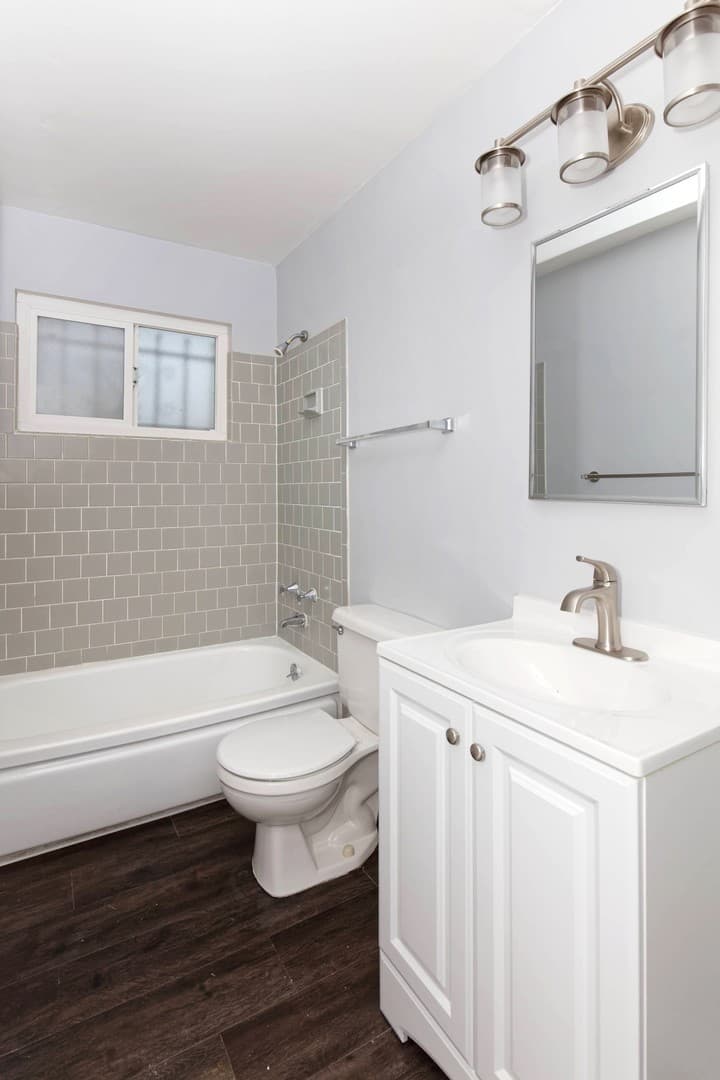 Oakland Apartment: 261-269 Fairmount Avenue