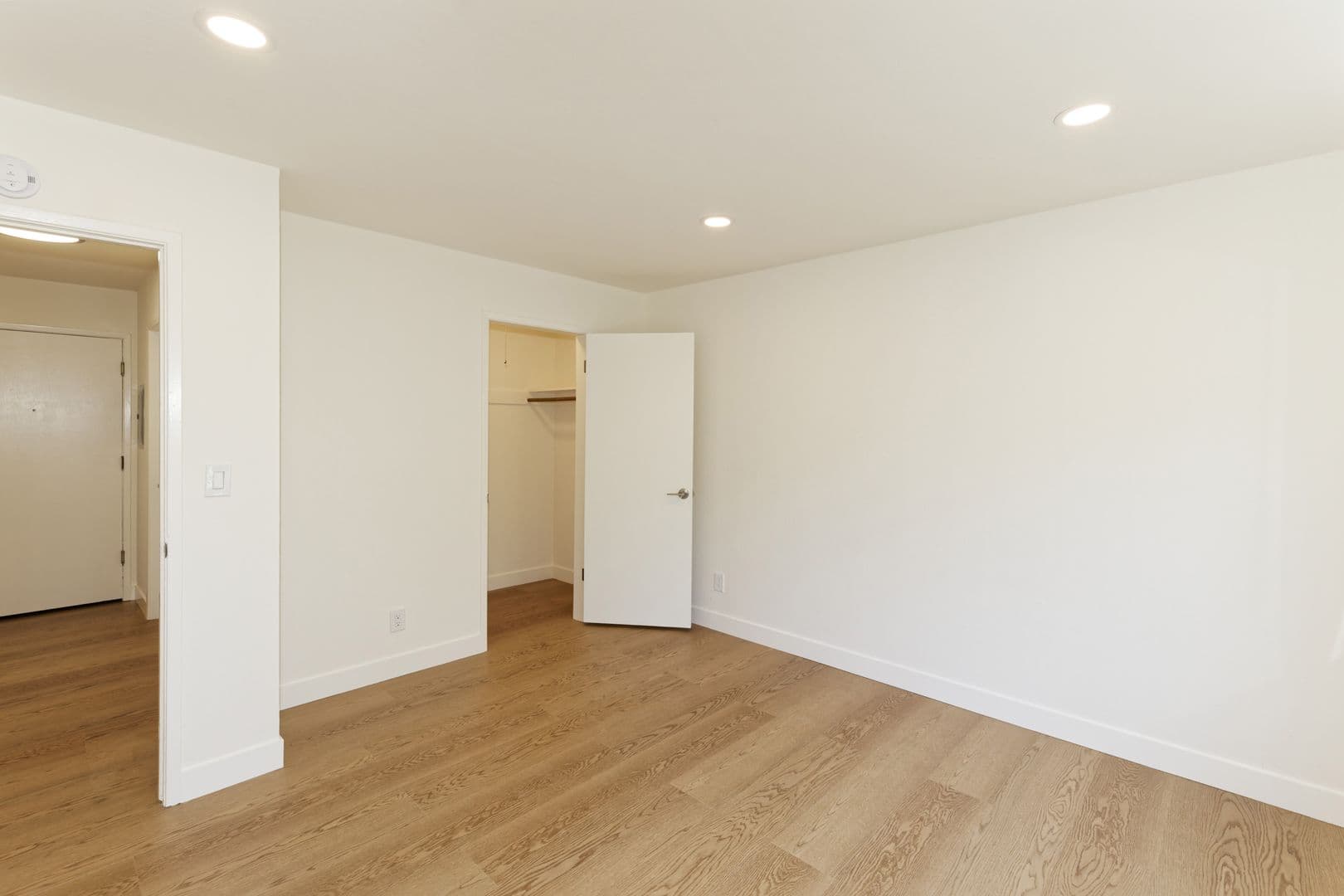 San Leandro Apartment: 150 Haas Ave