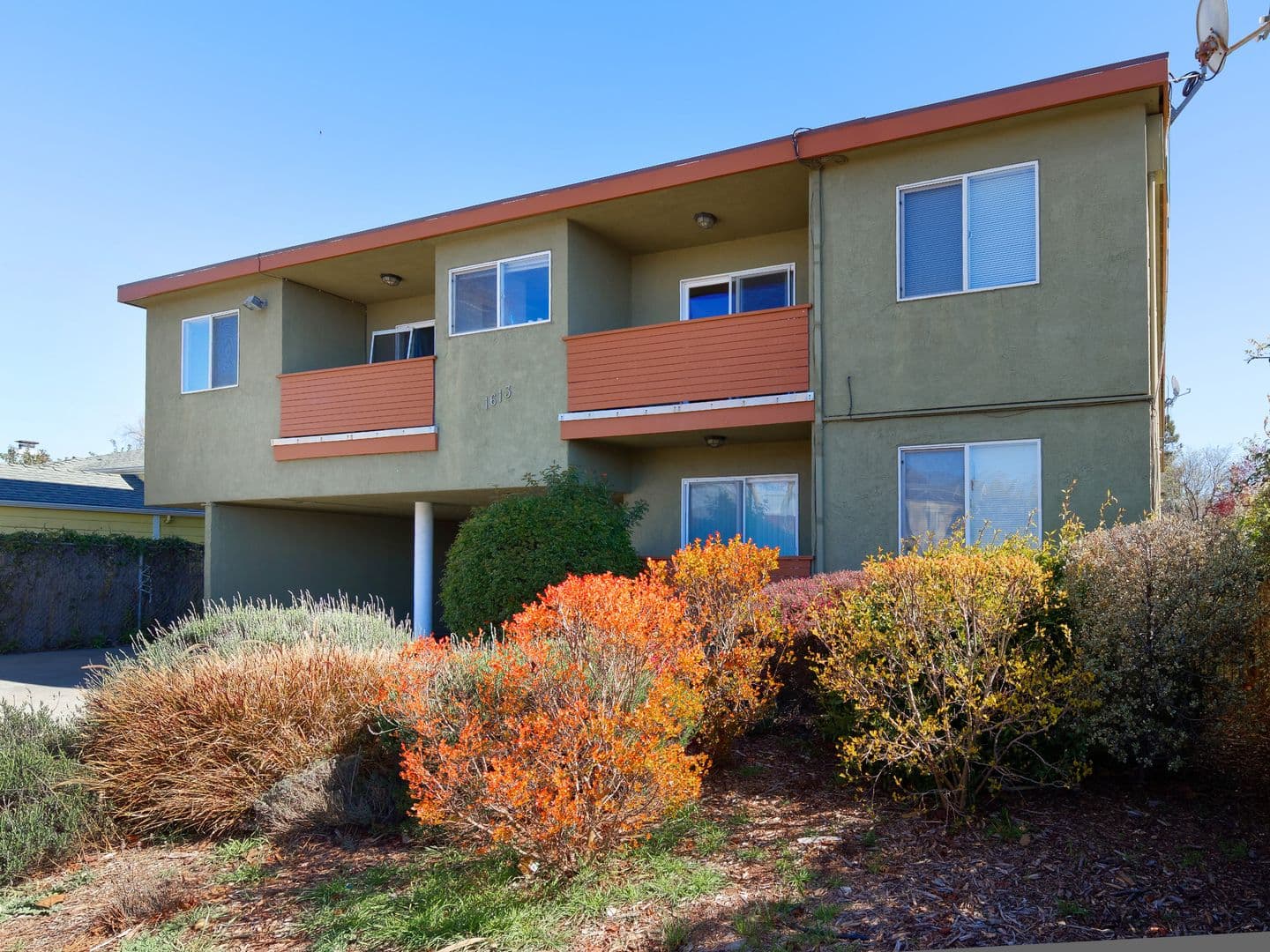 Berkeley Apartment: 1613 Sixth Street