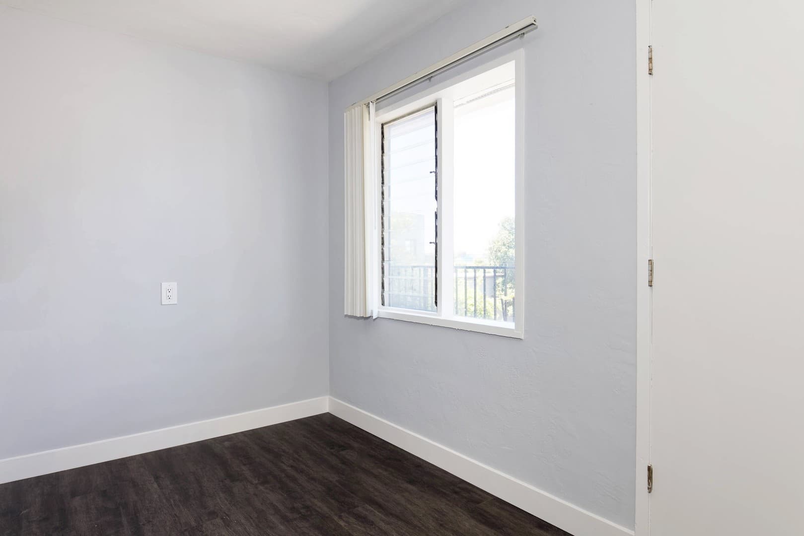 Oakland Apartment: 261-269 Fairmount Avenue