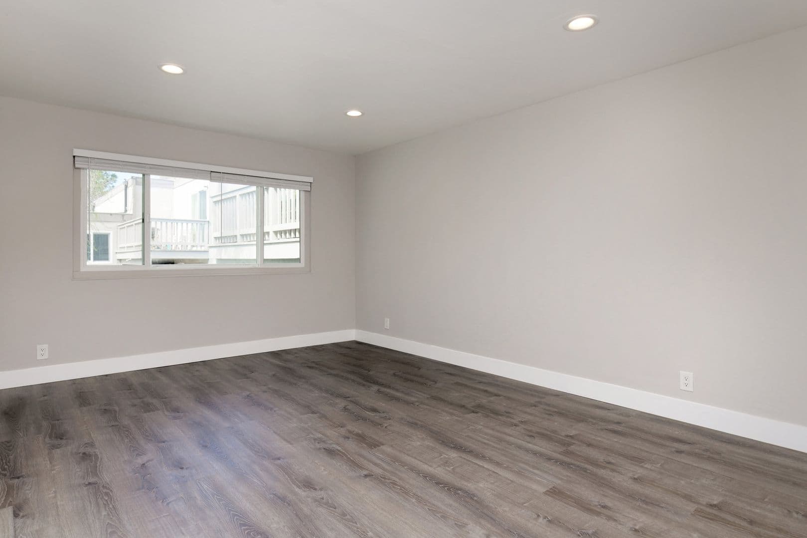 El Sobrante Apartment: 5017-5019 San Pablo Dam Road