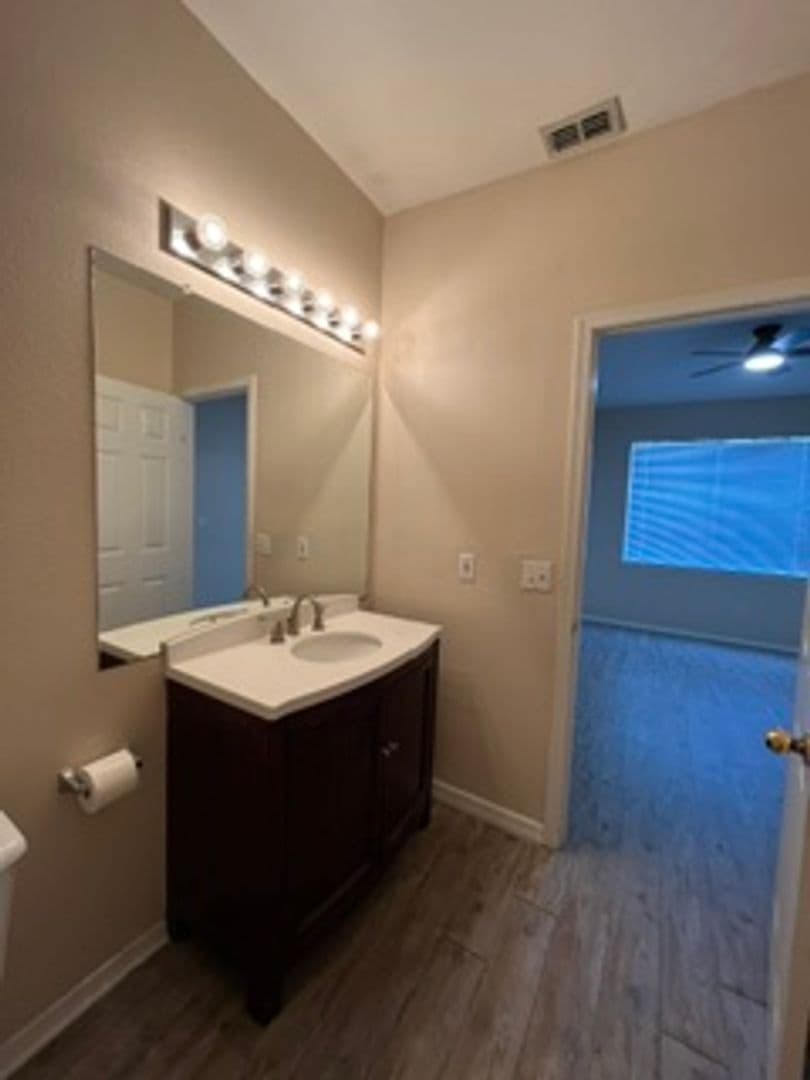 Temple Terrace Condo: 12914 Sanctuary Cove Dr.