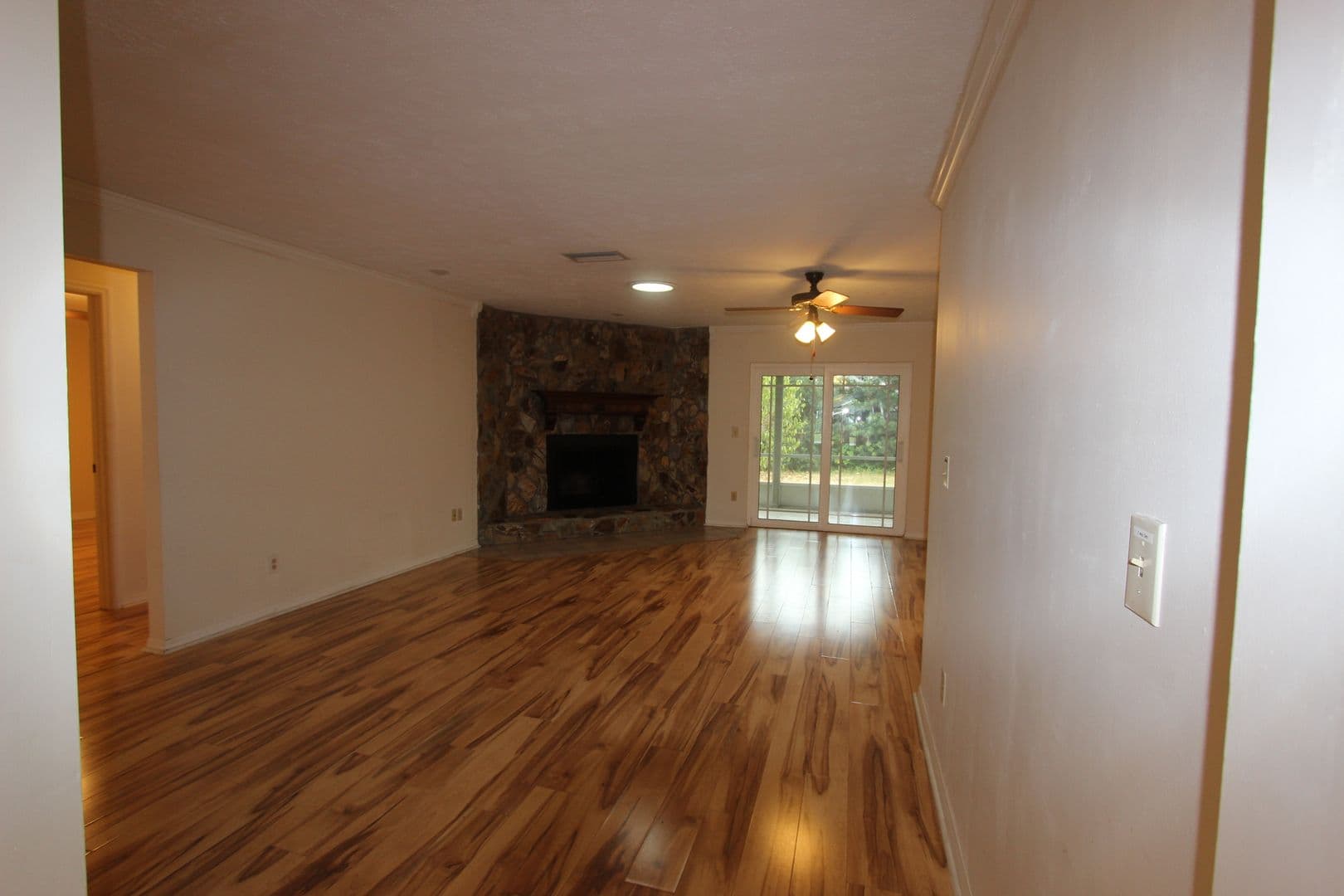 Temple Terrace House: 818 Druid Hills Road