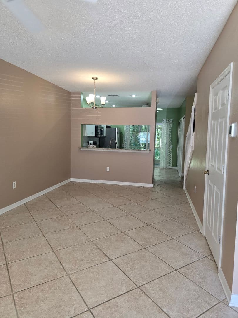 Tampa Townhome: 8626 Hunters Key Circle