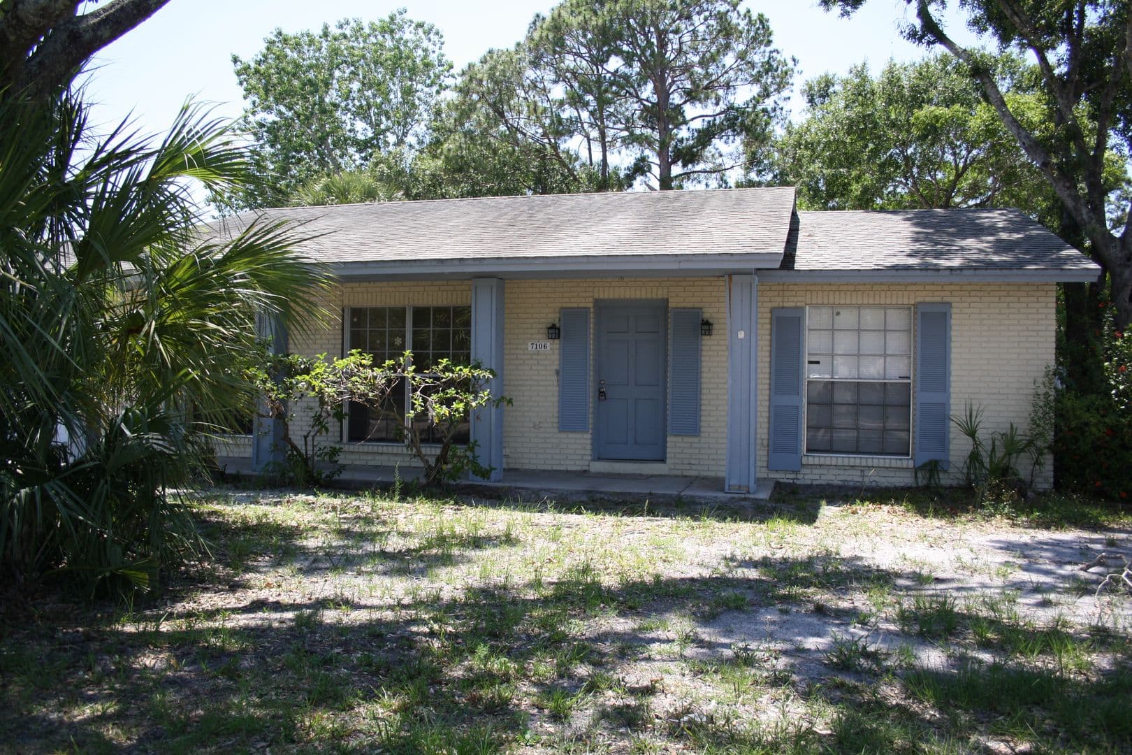 Tampa House: 7106 Northbridge Blvd