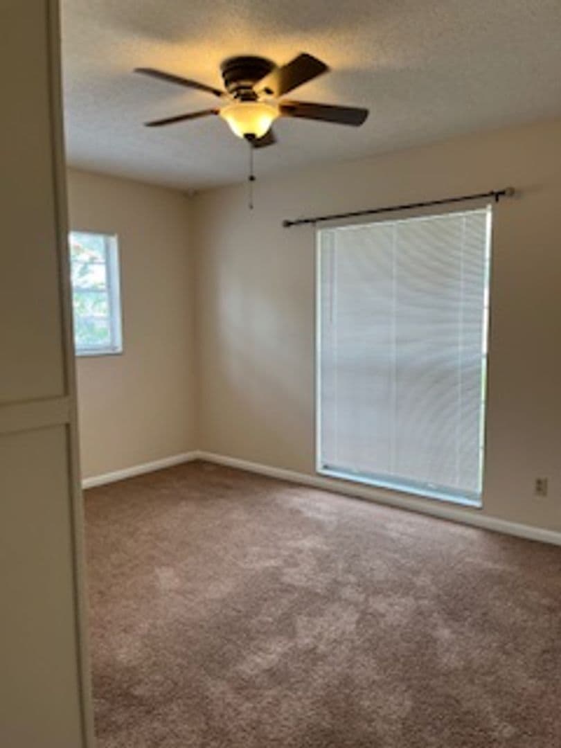 Tampa House: 7106 Northbridge Blvd