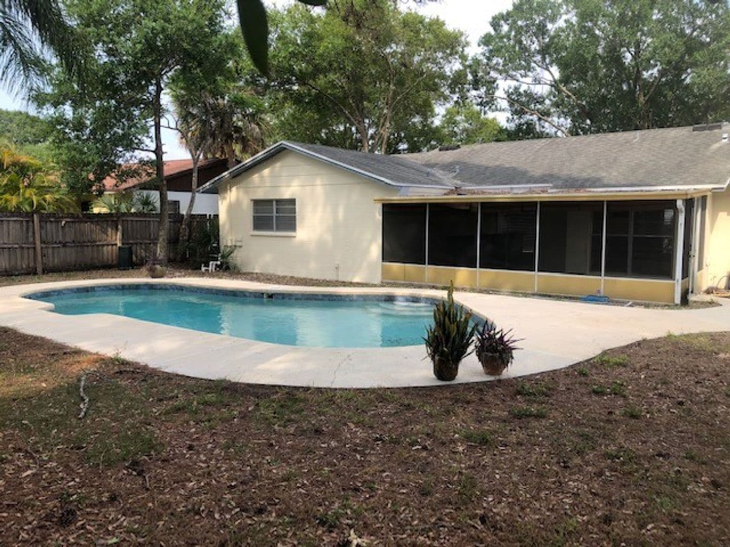 Tampa House: 7106 Northbridge Blvd