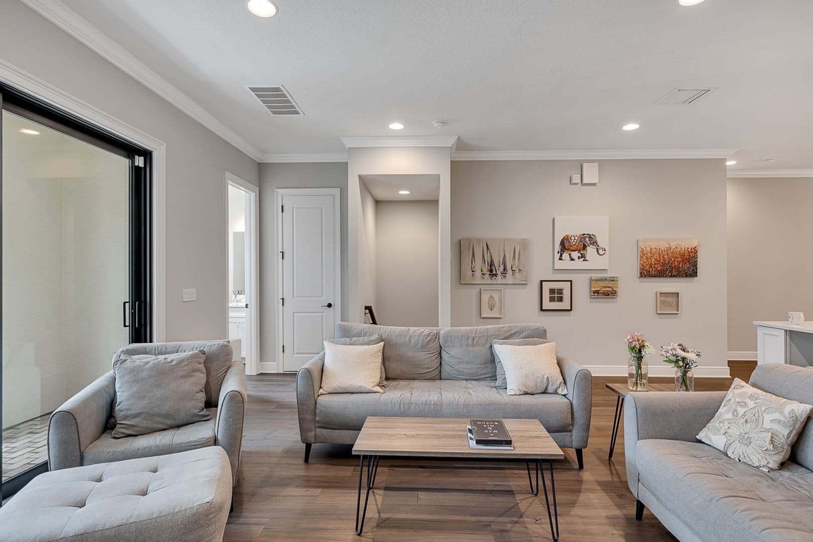 Tampa Townhome: 3215 W. De Leon Street