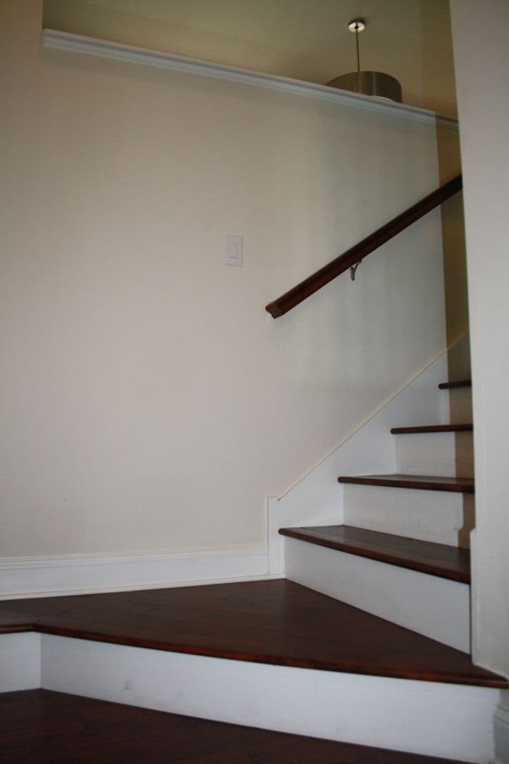 Tampa Townhome: 9705 Bay Grove Lane