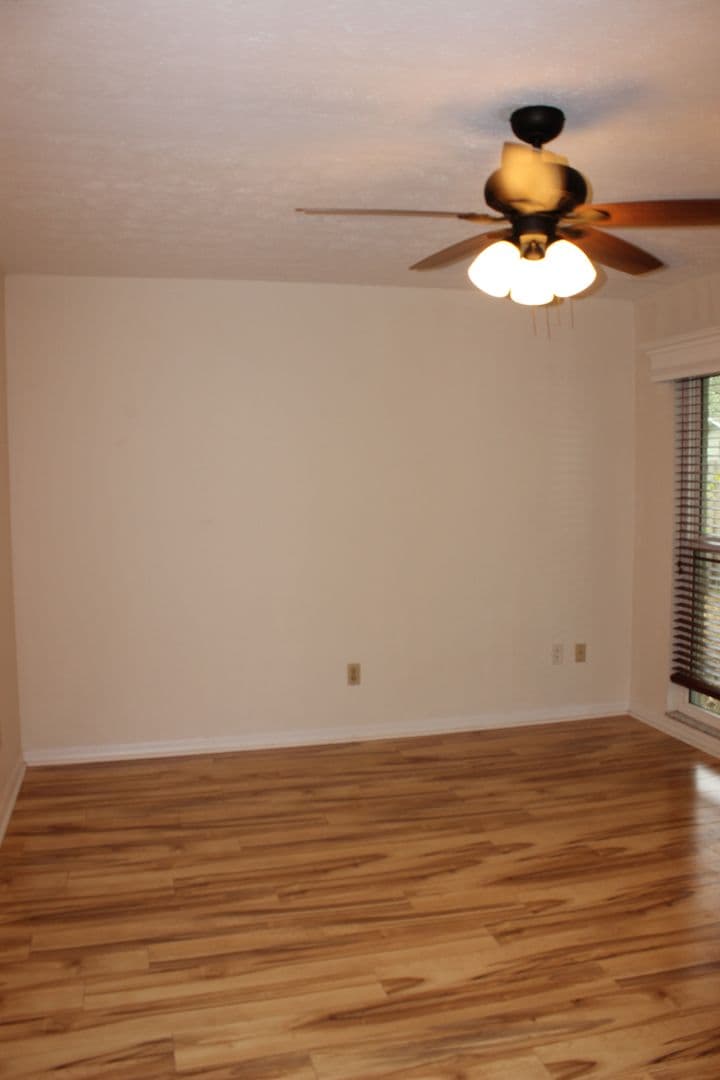 Temple Terrace House: 818 Druid Hills Road