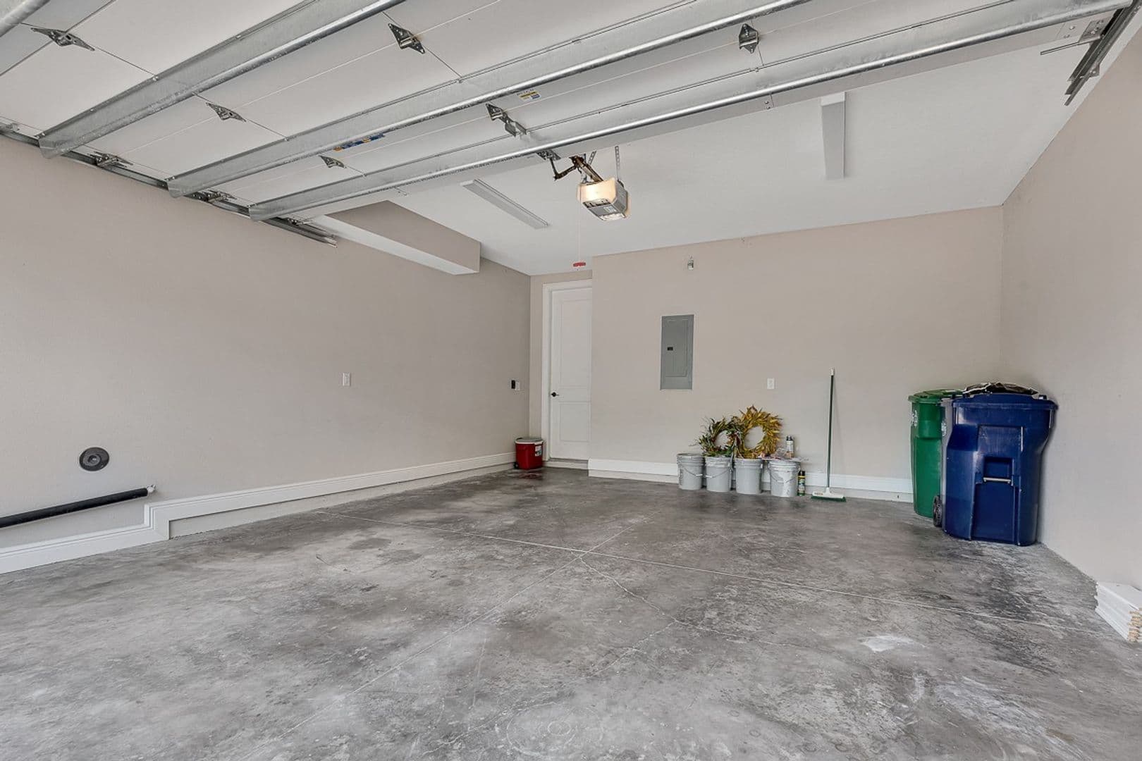 Tampa Townhome: 3215 W. De Leon Street