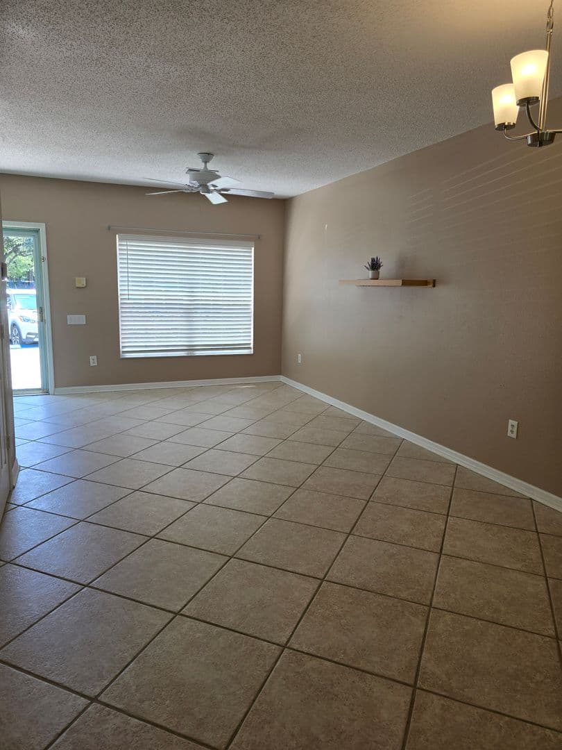 Tampa Townhome: 8626 Hunters Key Circle