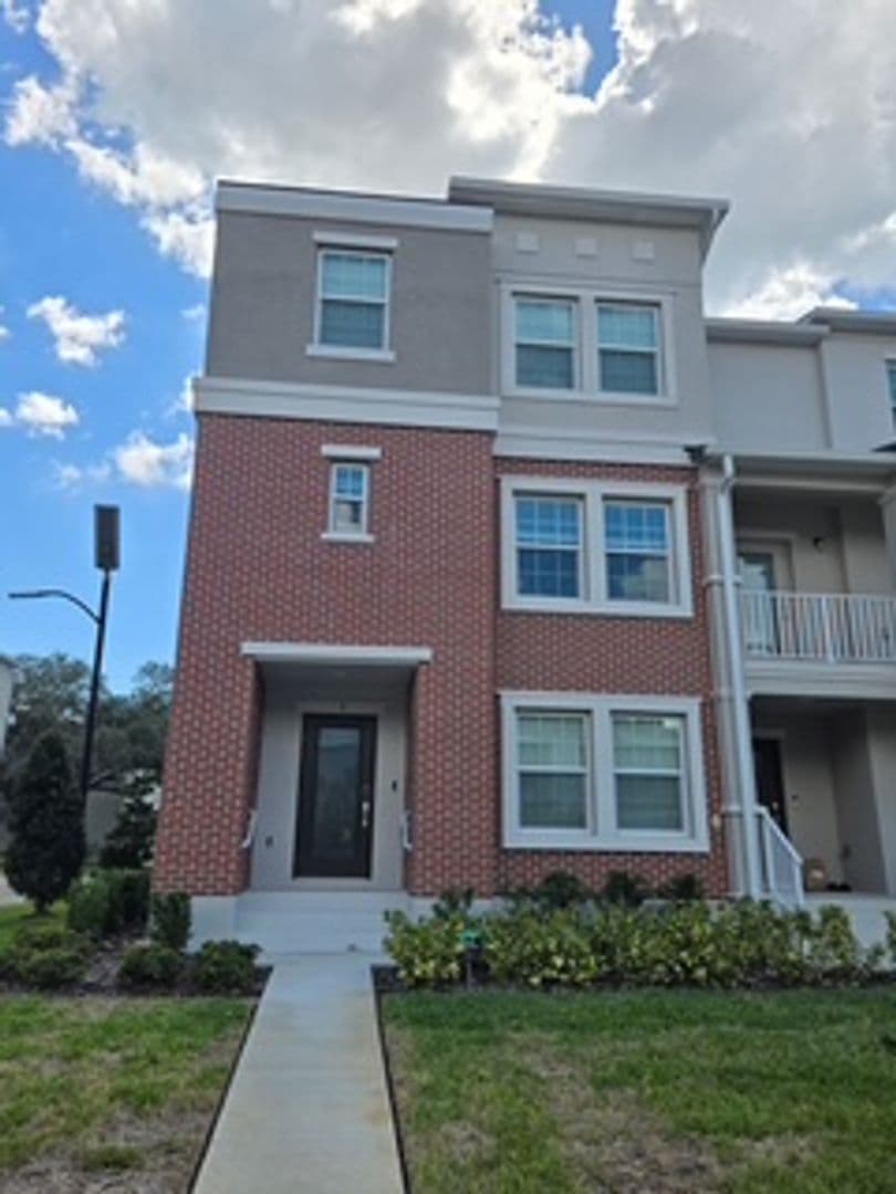 Tampa Townhome: 4511 S. Manhattan Avenue
