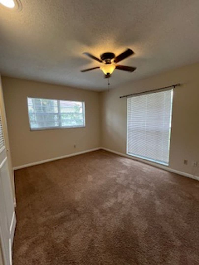 Tampa House: 7106 Northbridge Blvd