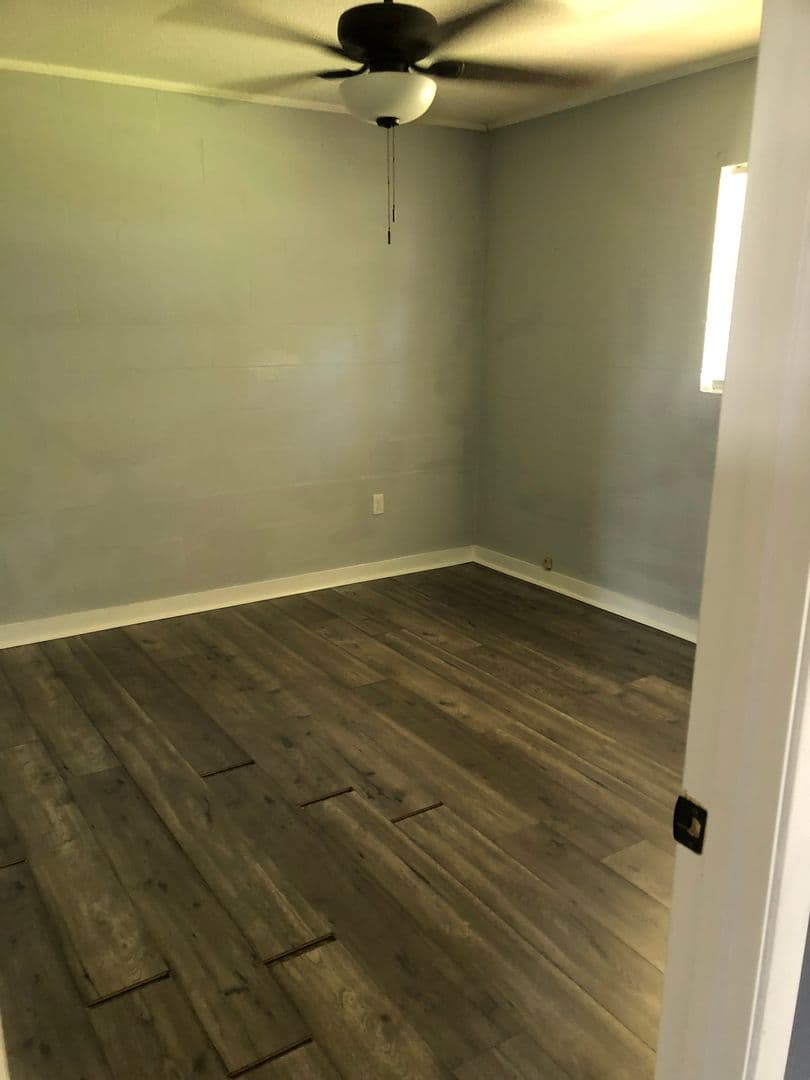 Fort Walton Beach Apartment: 127-133 Alder Avenue