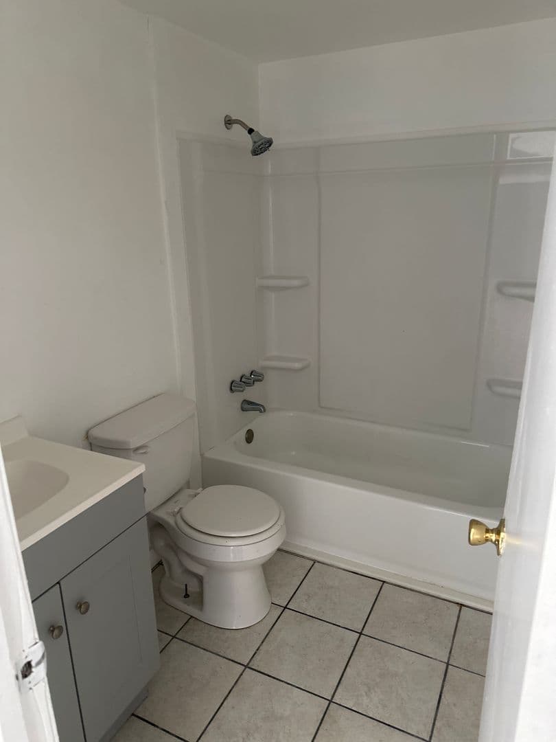 Fort Walton Beach Apartment: 127-133 Alder Avenue