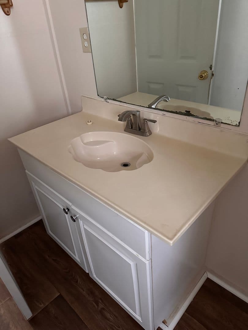 Mary Esther House: 208 Spruce St Lot 3