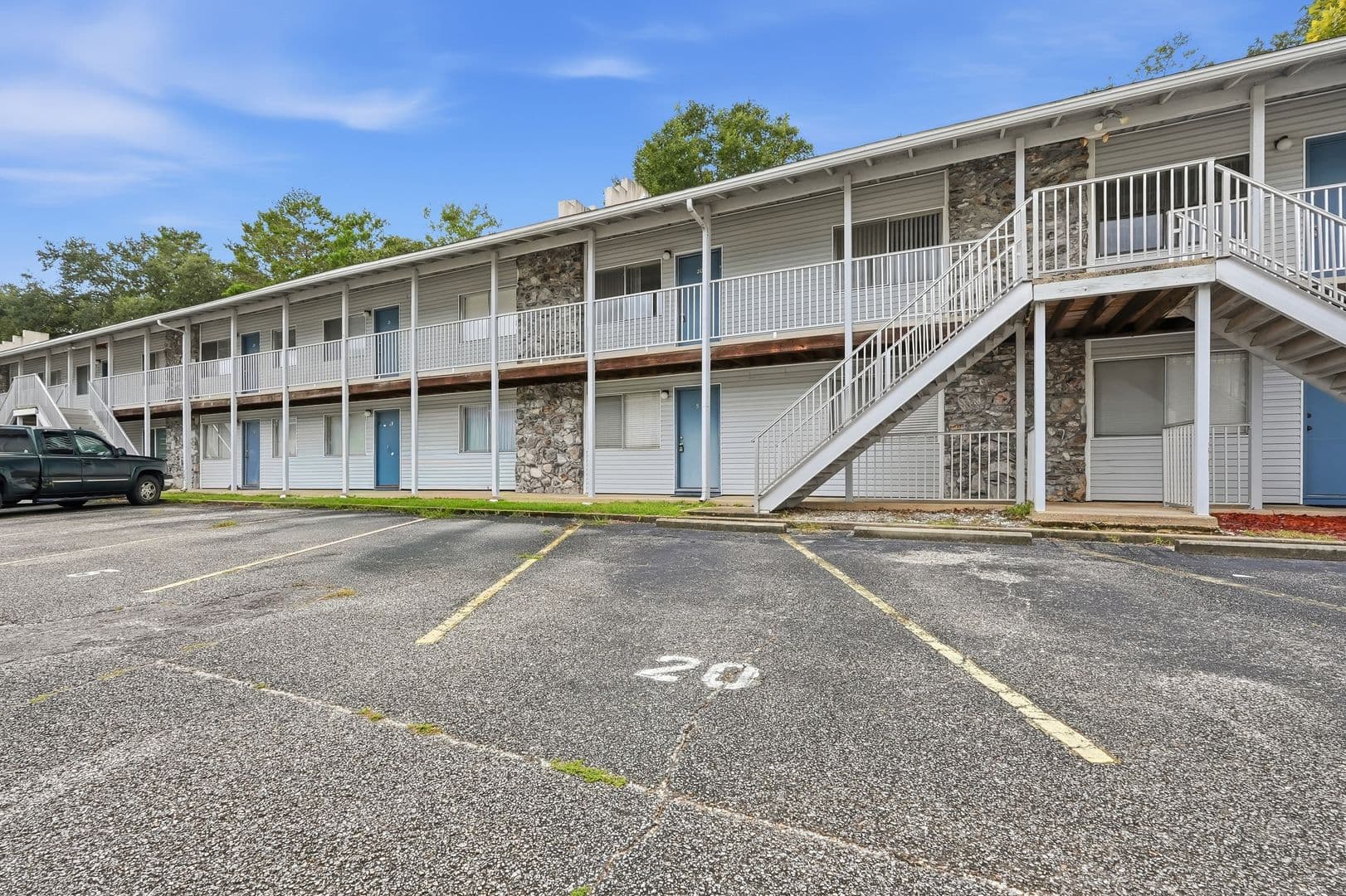 Niceville Apartment: 201 College Boulevard