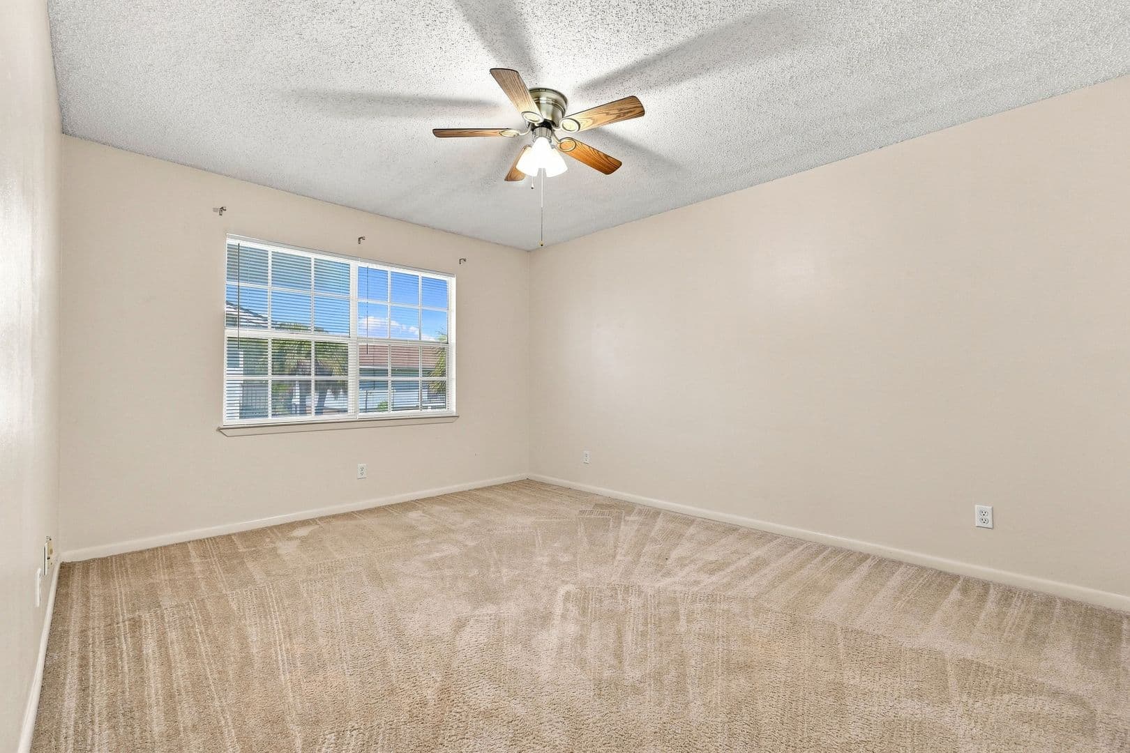 Fort Walton Beach Apartment: 321 Woodrow St. NE