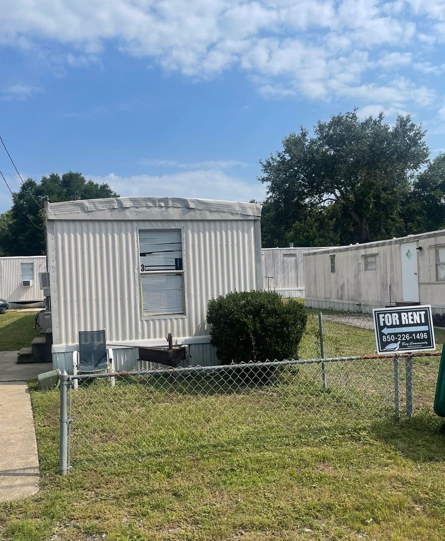 Mary Esther House: 208 Spruce St Lot 3