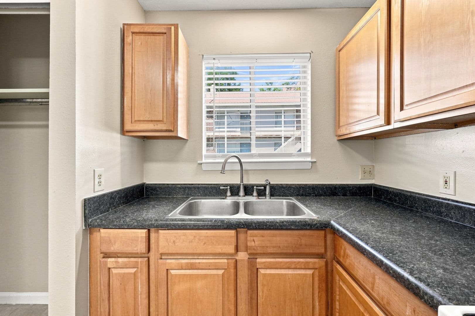 Niceville Apartment: 201 College Boulevard