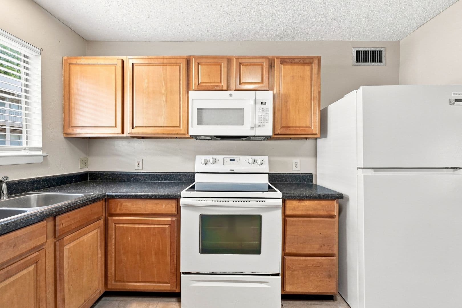Niceville Apartment: 201 College Boulevard