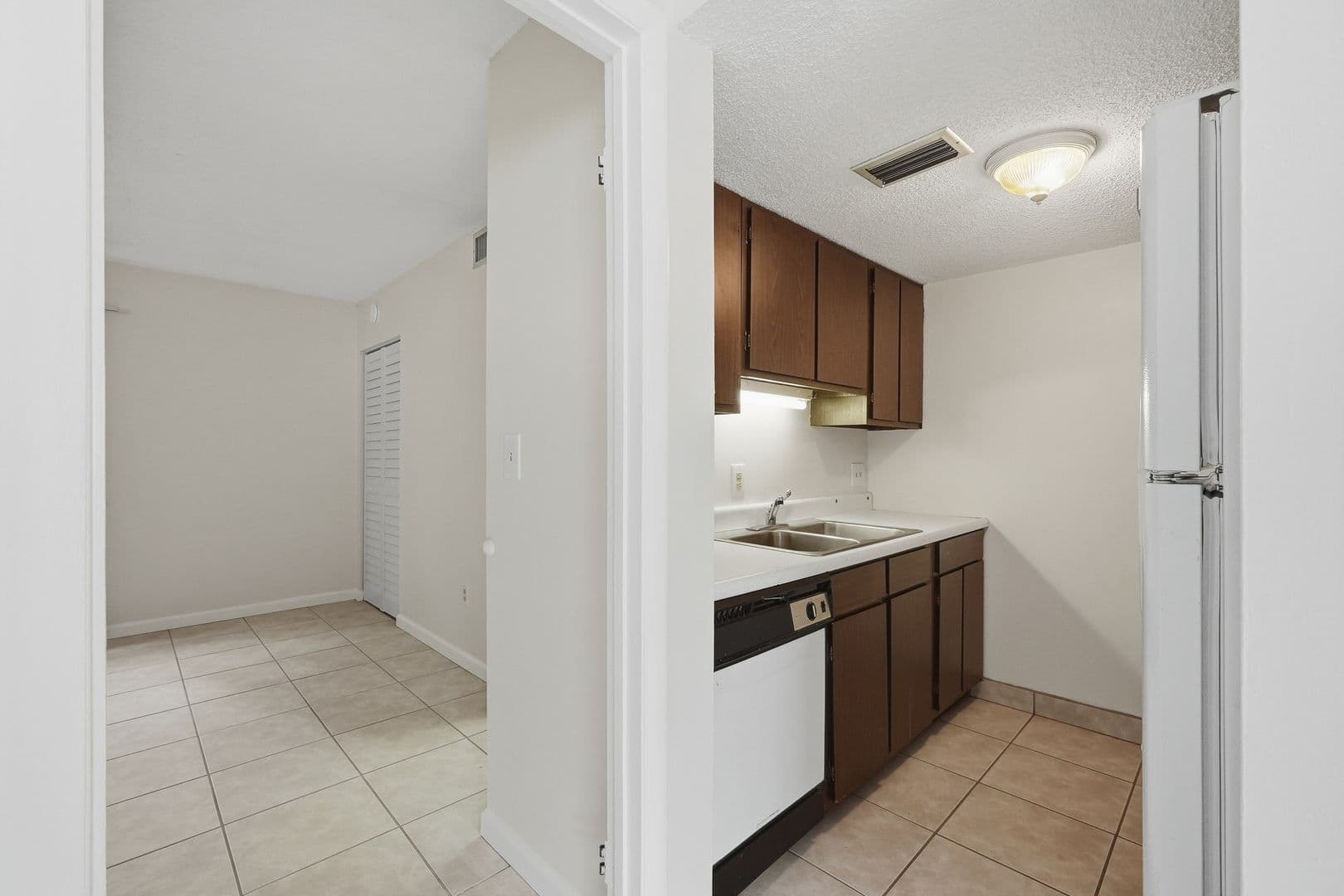 Niceville Apartment: 201 College Boulevard