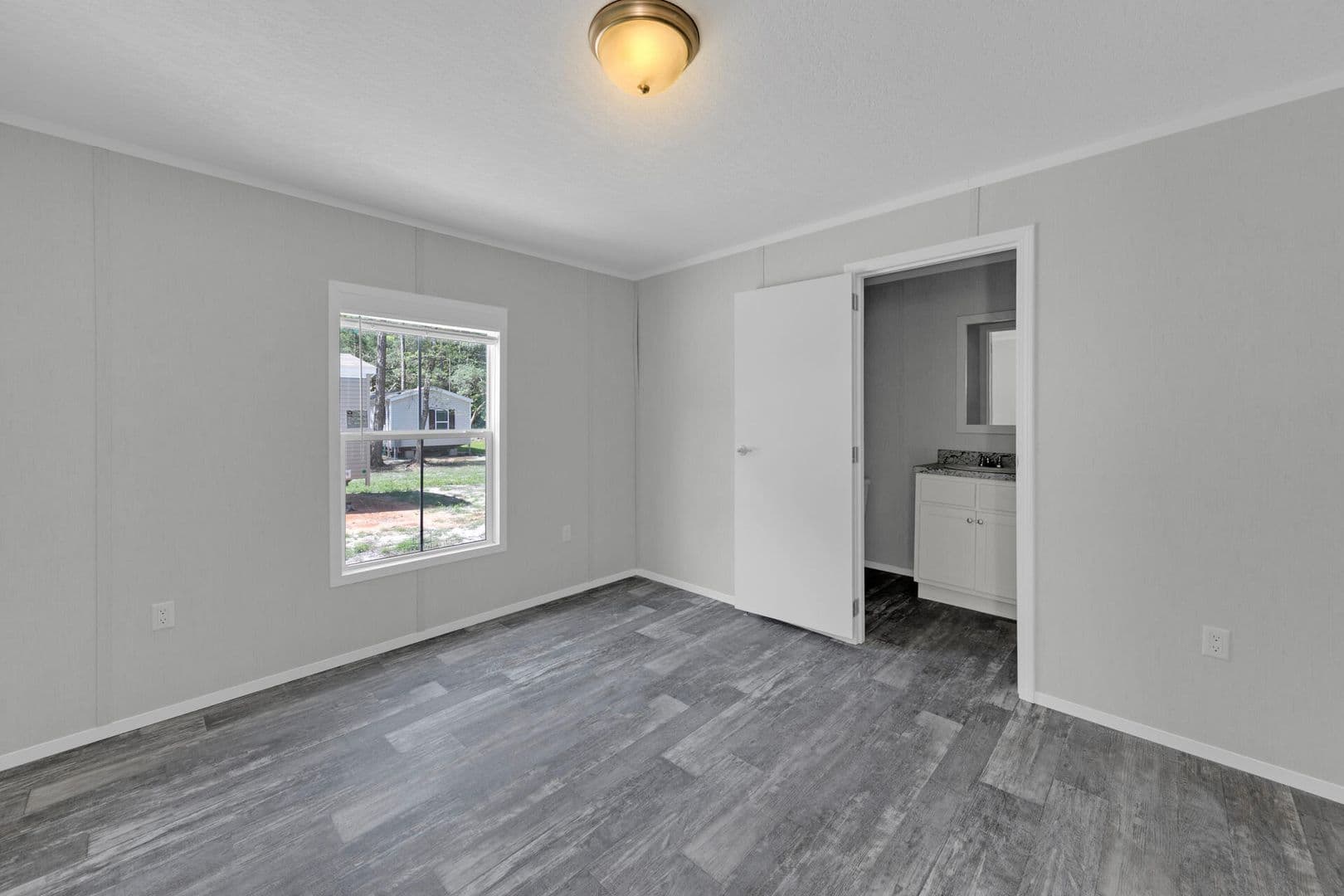 Fort Walton Beach Apartment: 703 Dale Place - Unit A