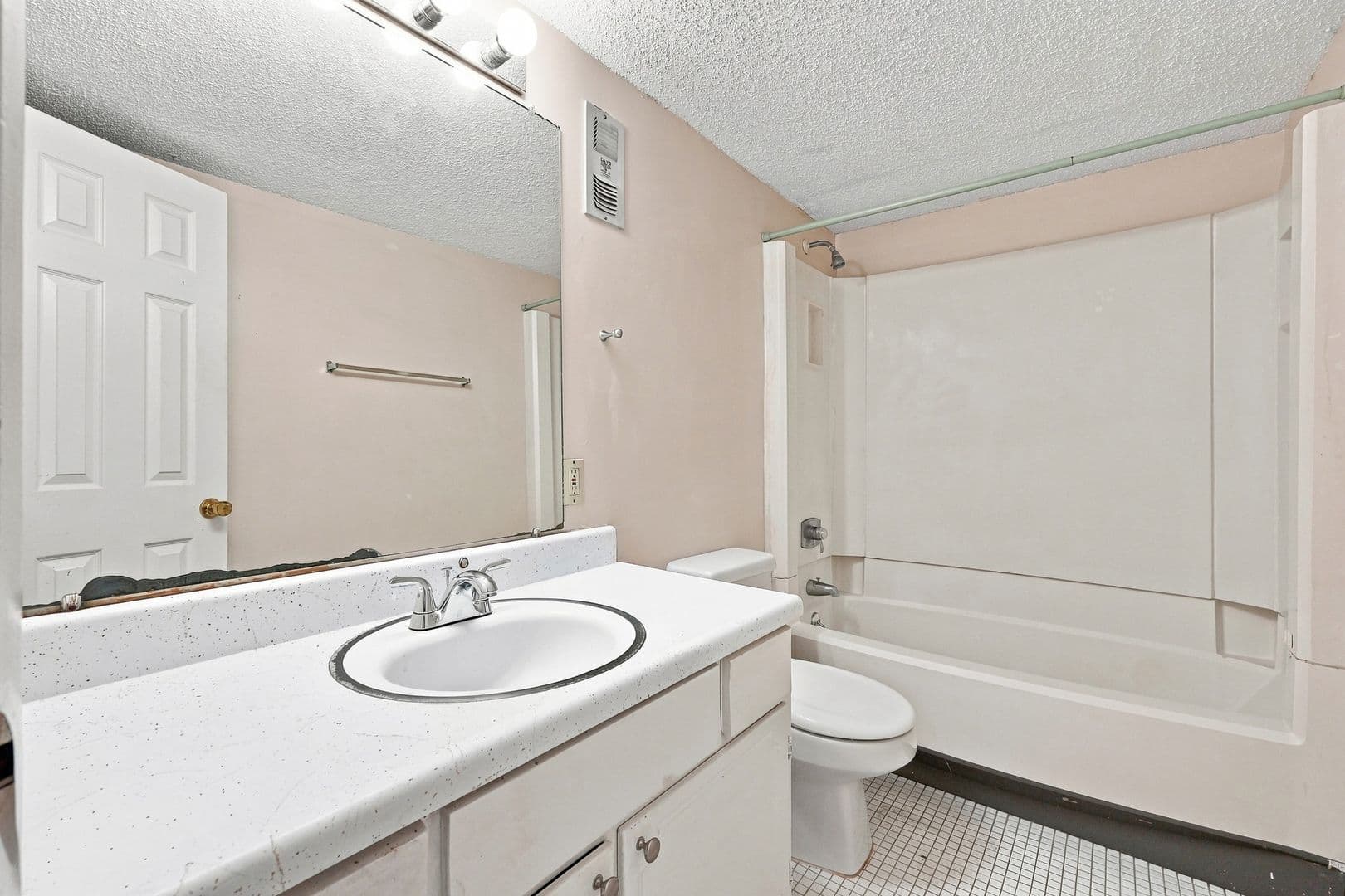 Niceville Apartment: 201 College Boulevard