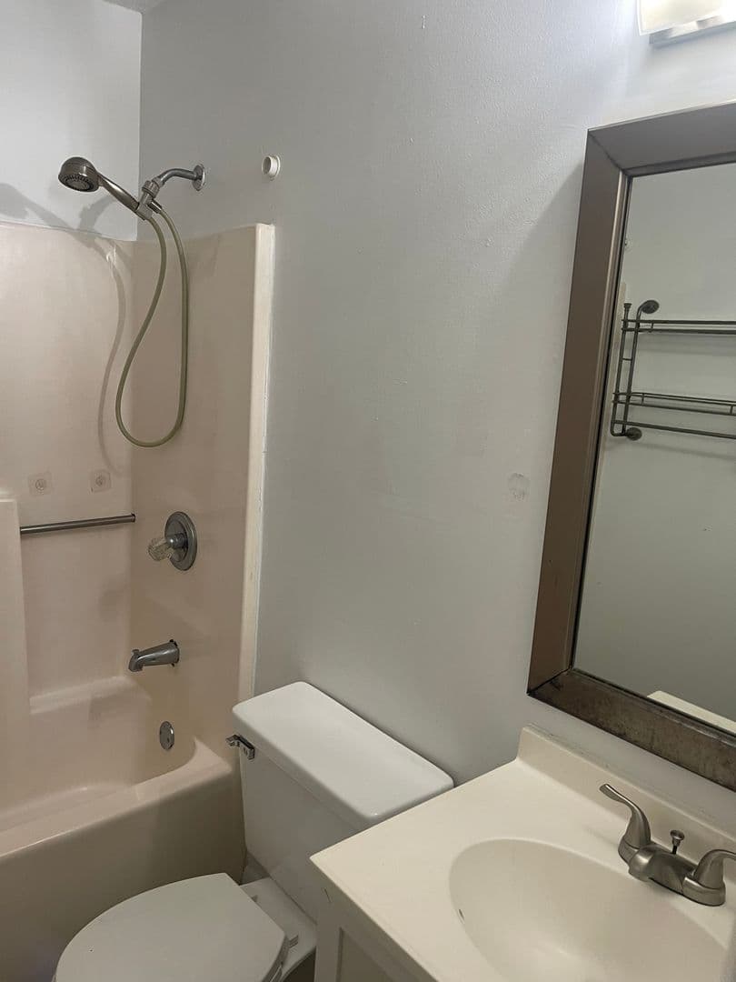 Fort Walton Beach Apartment: 199 Bayou View Drive