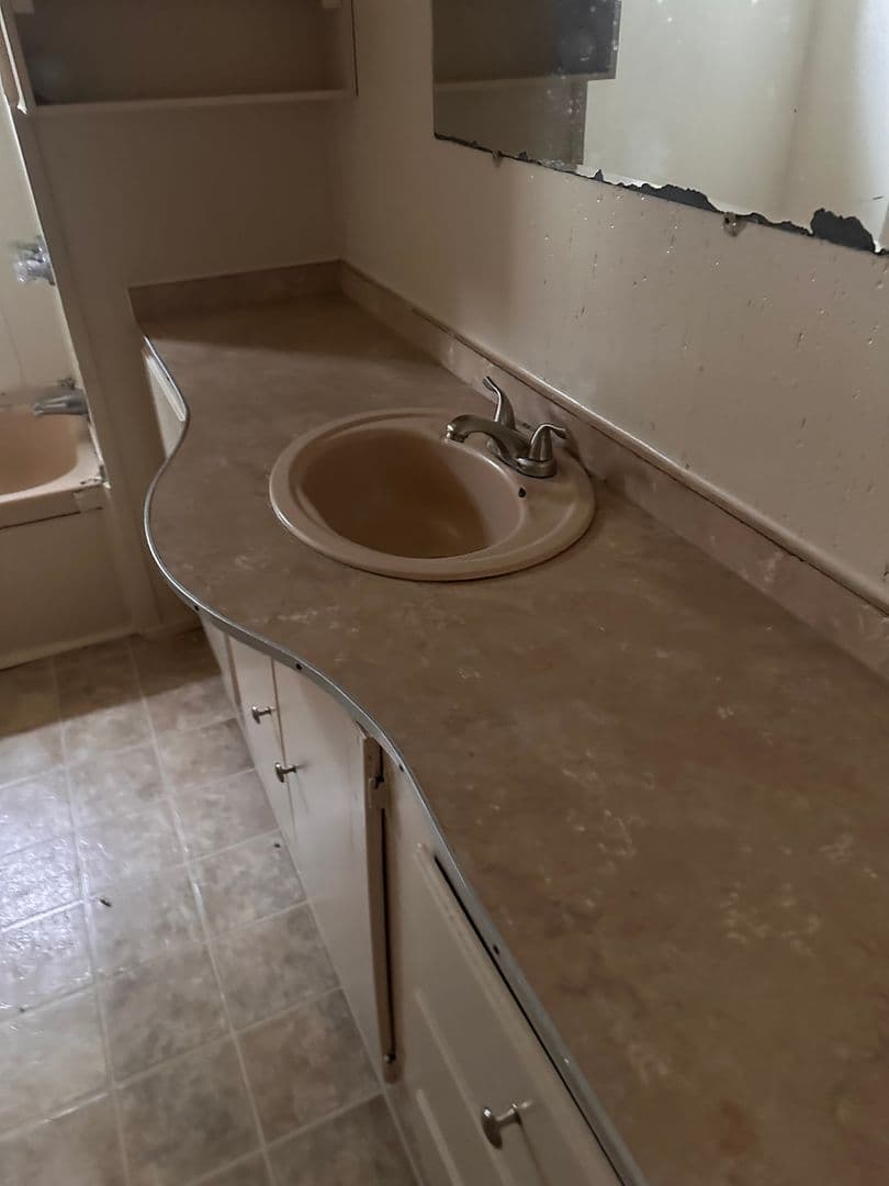 Mary Esther Apartment: 713 Creekwood Road