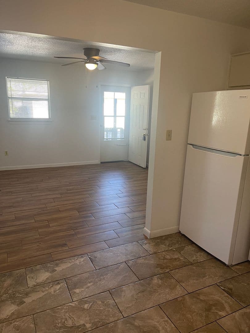 Fort Walton Beach Apartment: 199 Bayou View Drive