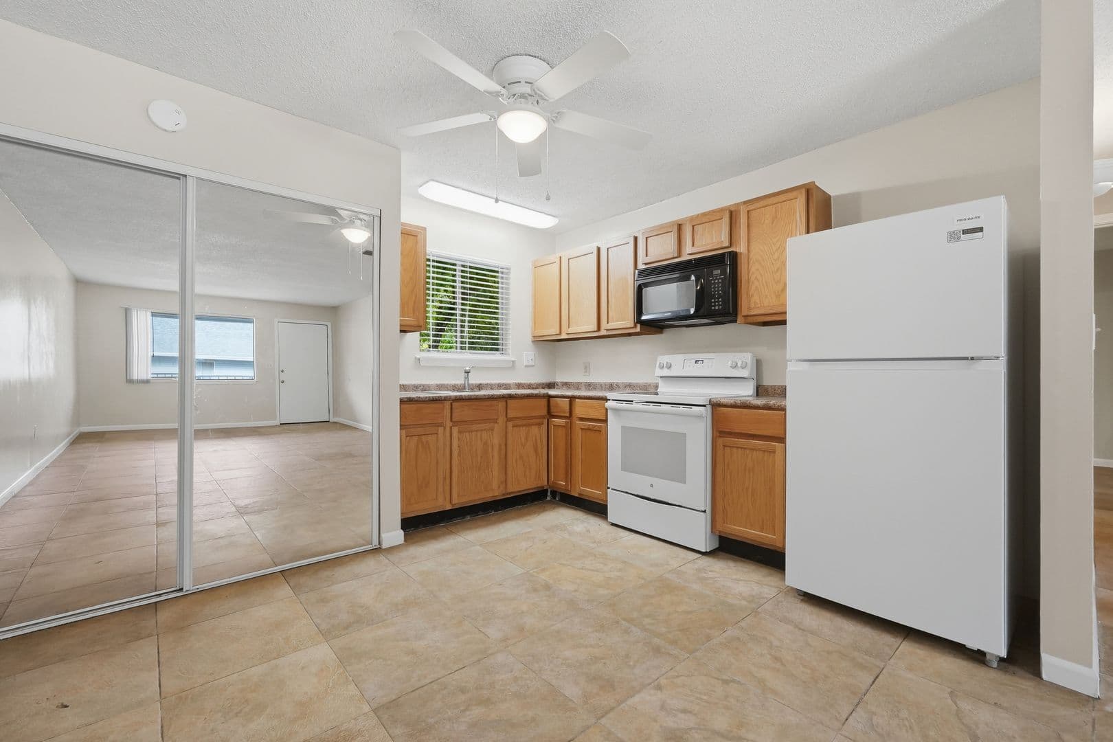 Niceville Apartment: 201 College Boulevard
