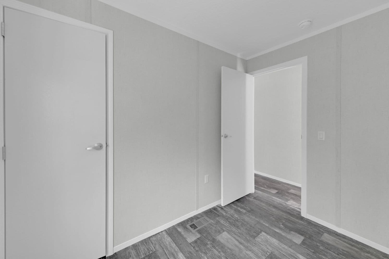 Fort Walton Beach Apartment: 703 Dale Place - Unit A