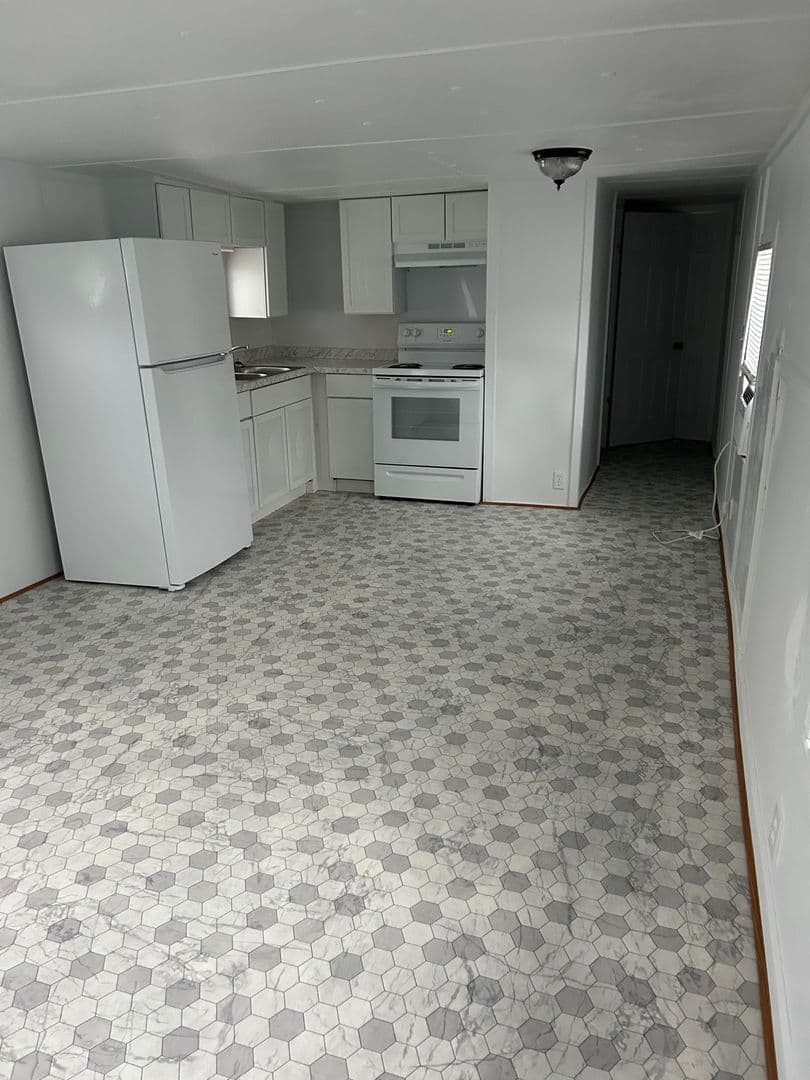 Mary Esther House: 208 Spruce St Lot 2