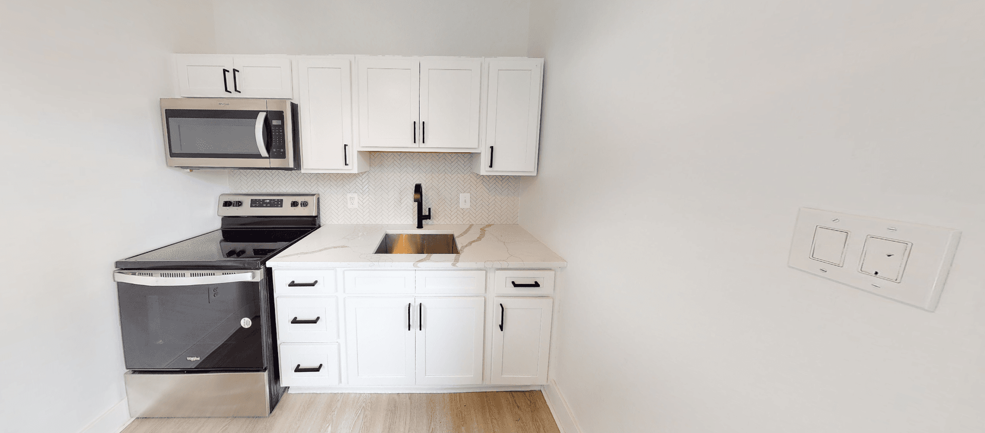Baltimore Apartment: 1720 St. Paul Street
