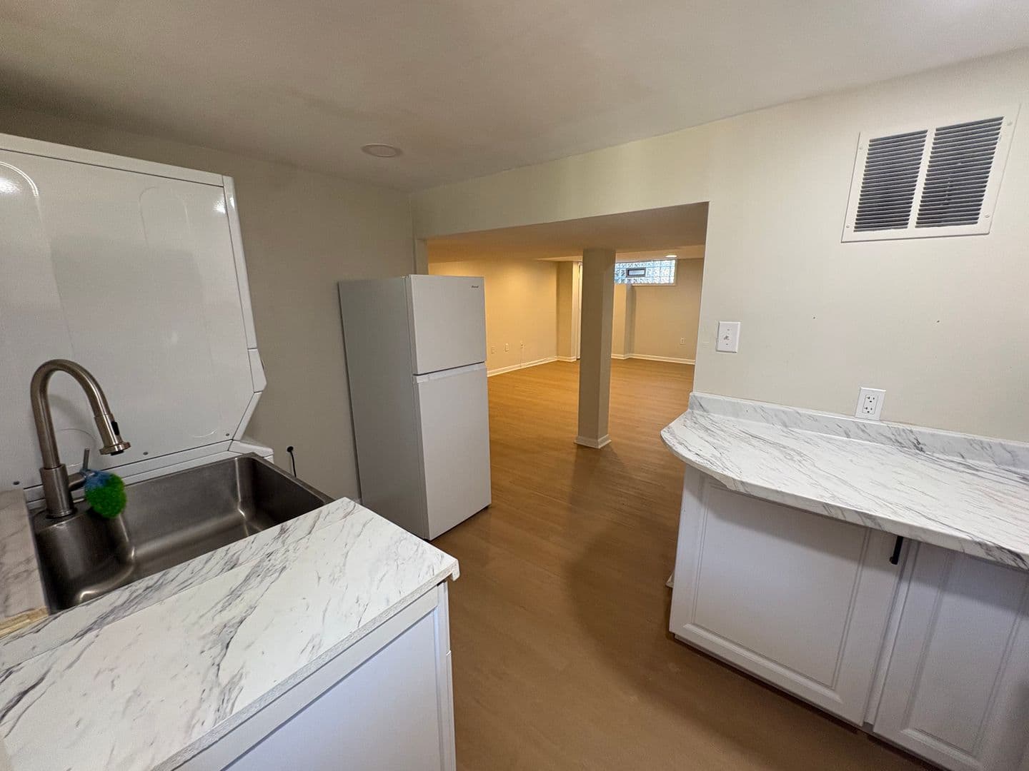 Towson Townhome: 8153 Glen Gary Rd