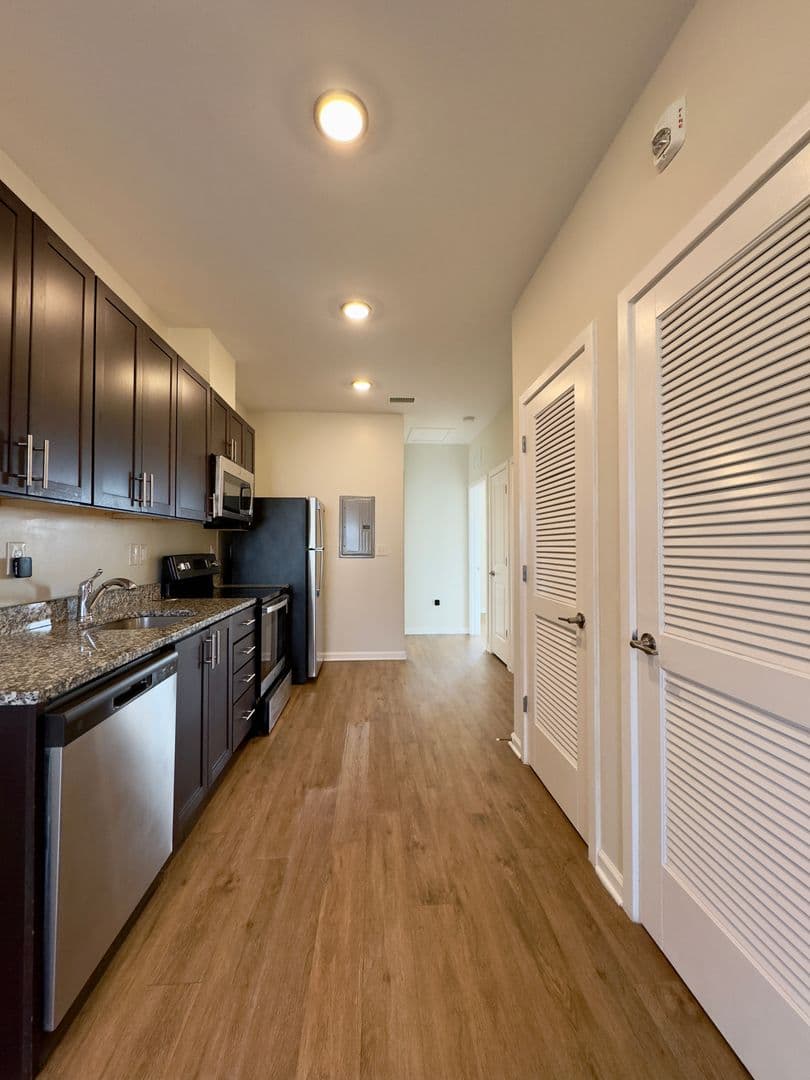 Baltimore Apartment: 4909 Hamilton Ave