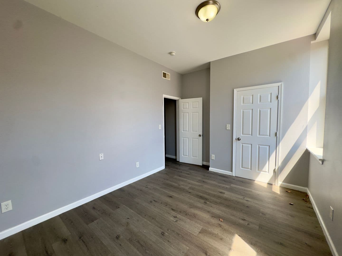 Baltimore Apartment: 2428 N Calvert St