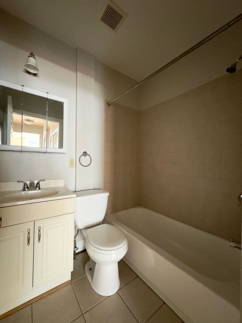 Baltimore Apartment: 908 N Calvert St
