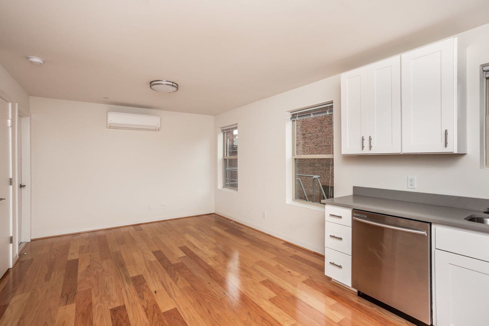 Baltimore Apartment: 605 Park Ave