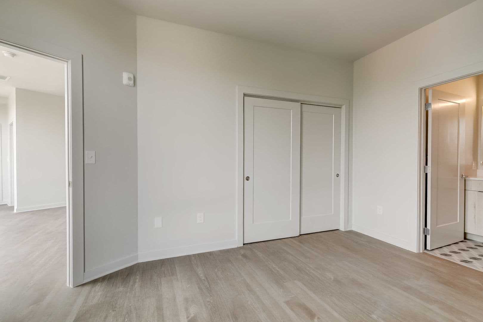 Baltimore Apartment: 115 W Hamburg