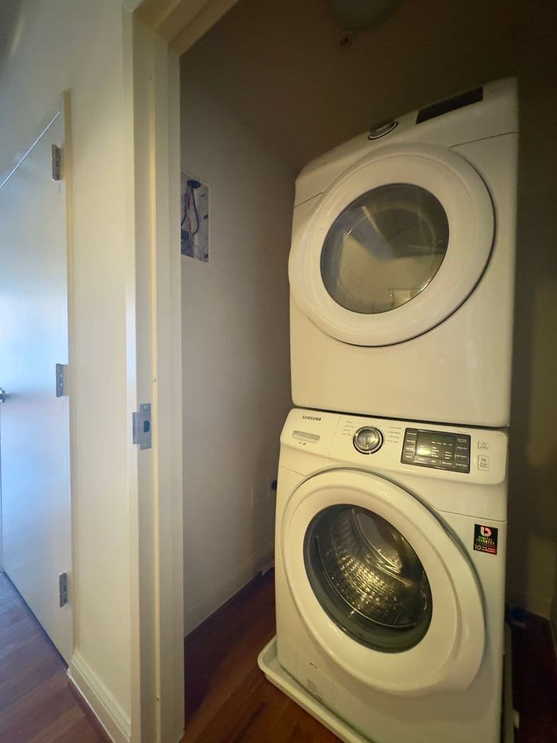 Baltimore Apartment: 311 W Baltimore St