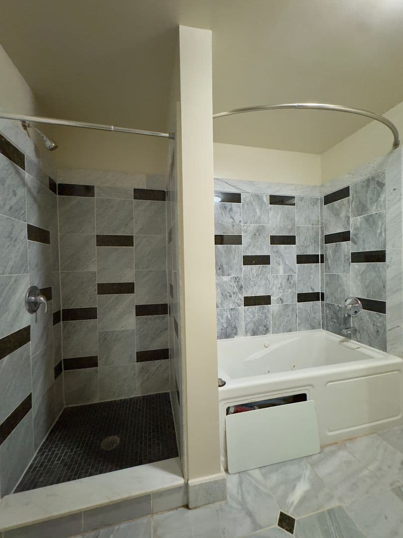 Baltimore Apartment: 311 W Baltimore St