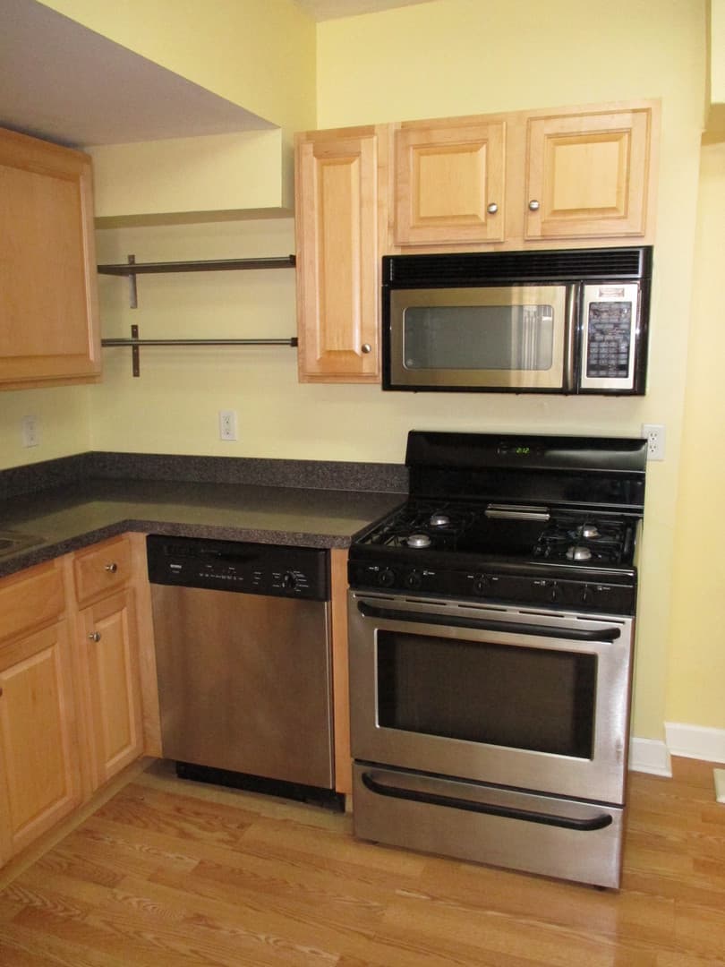 Baltimore House: 3539 Falls Rd