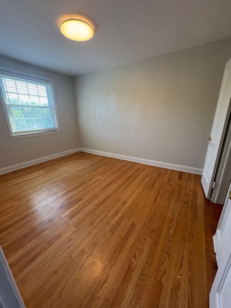 Towson Townhome: 8153 Glen Gary Rd