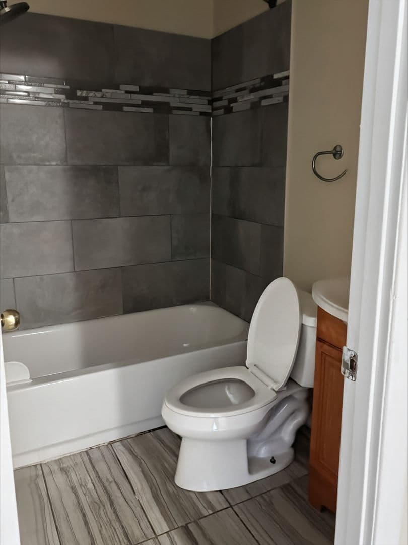 Nottingham Townhome: 8564 Gradien Drive