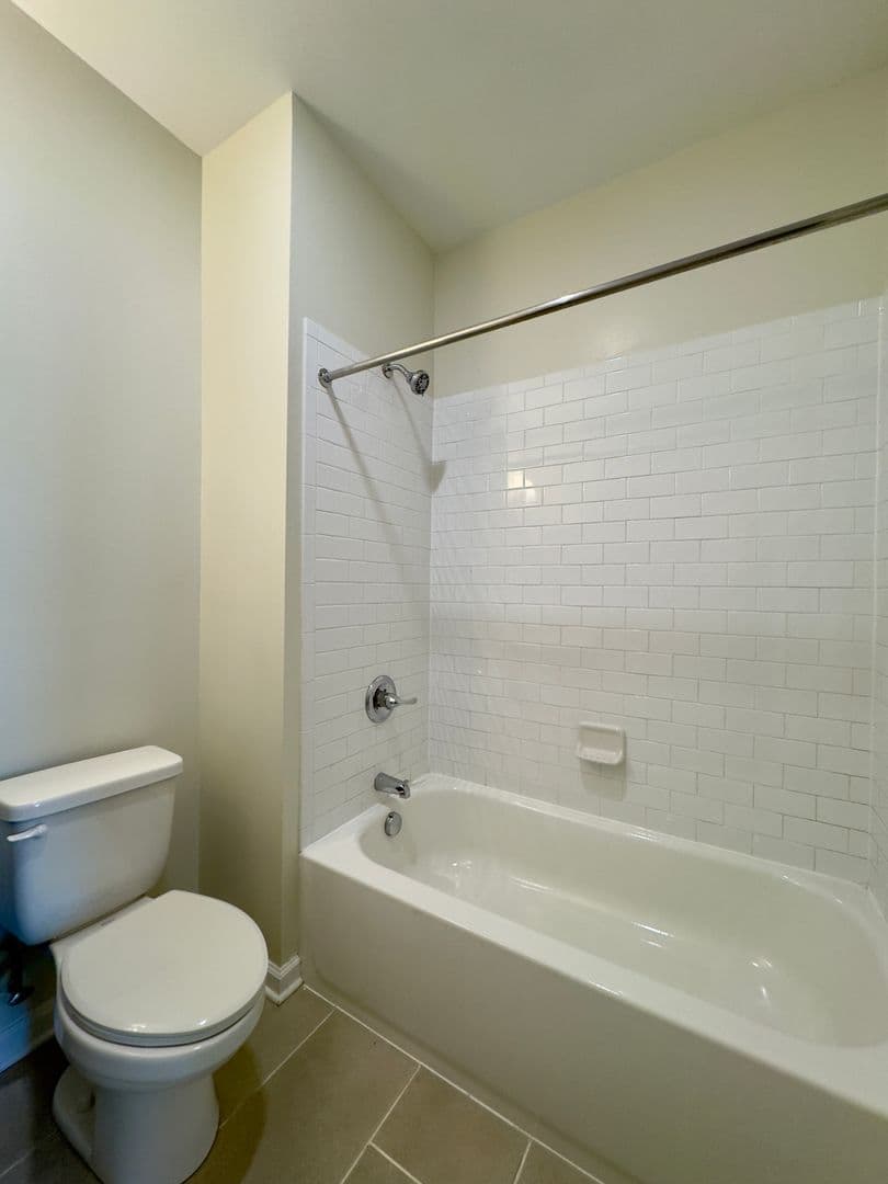 Baltimore Apartment: 4909 Hamilton Ave