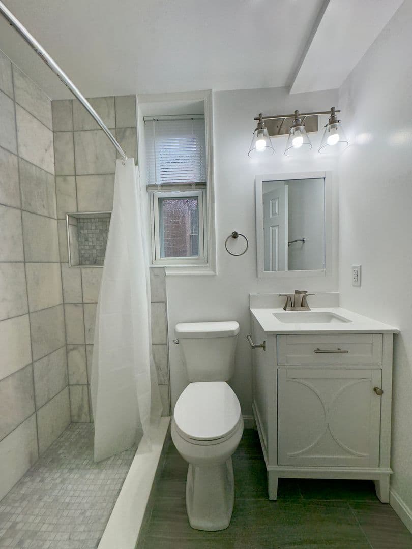 Baltimore Townhome: 3331 Beech Ave