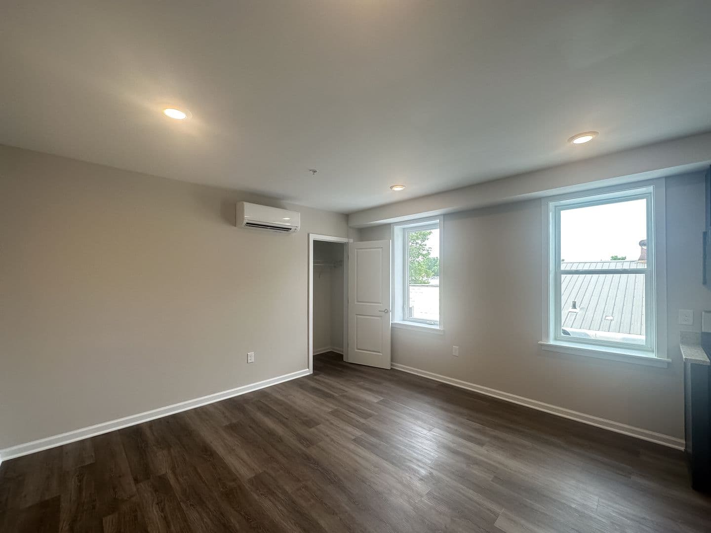 Baltimore Apartment: 5508 Belair Rd